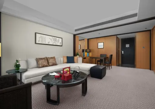 Yatai Tower Deluxe Executive Suite