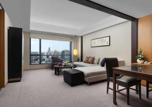 Yatai Tower Deluxe Executive Suite